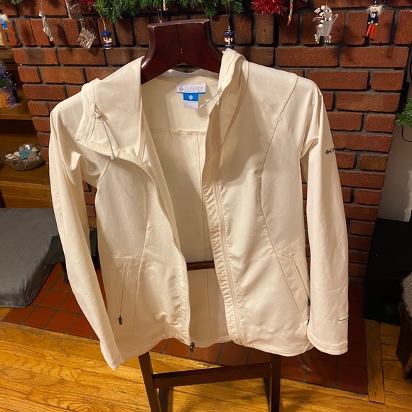Columbia wind and rain coat size M-like new - Picture 1 of 6